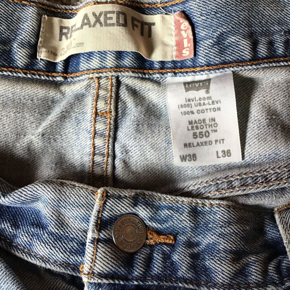 Vintage Levi’s 550 Relaxed Fit Jeans 36x36  Waist 36 Distressed Thrashed 90s Y2K - Picture 9 of 11